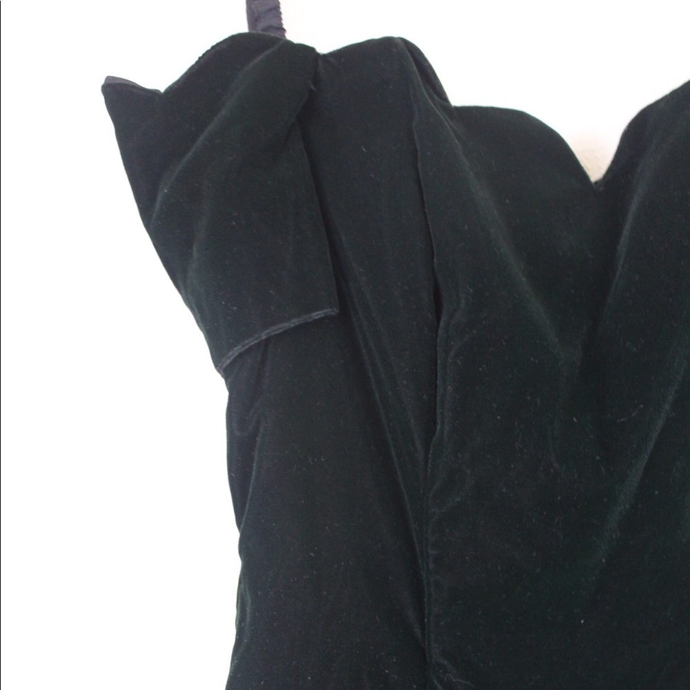 SOLD! VTG Rampage Green Velvet Off Shoulder Dress - Picture 10 of 10